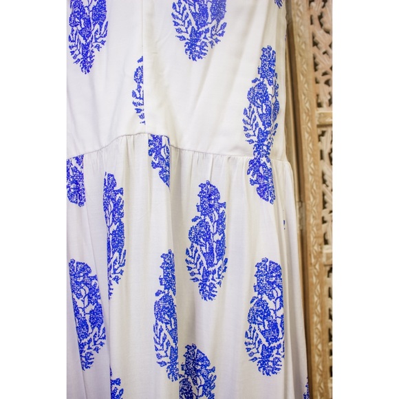 πHPπ Cut Out Design Printed Maxi Dress - Picture 12 of 16